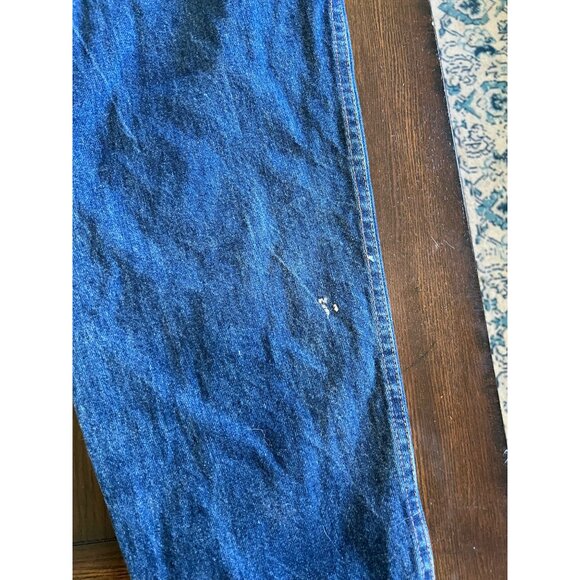 Vintage Chic Medium Wash High Waist Mom Jeans Made in USA Distressed Paint 22 - Picture 9 of 13